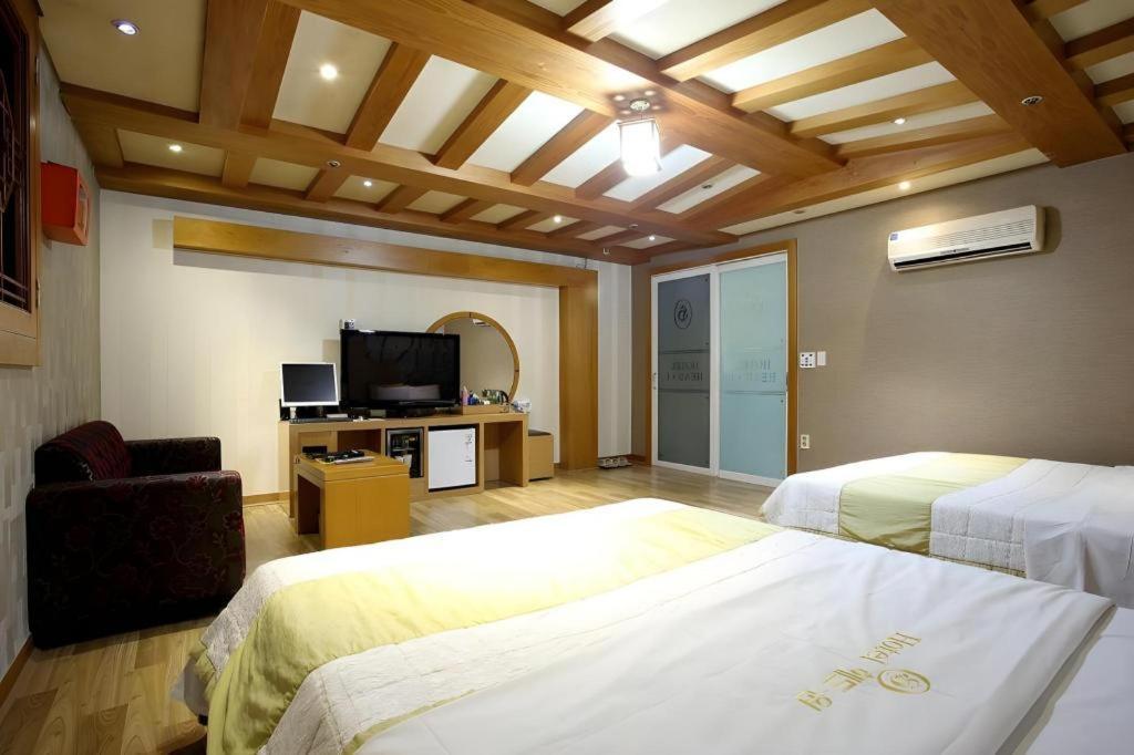 Hotel Head-One Uijeongbu Экстерьер фото