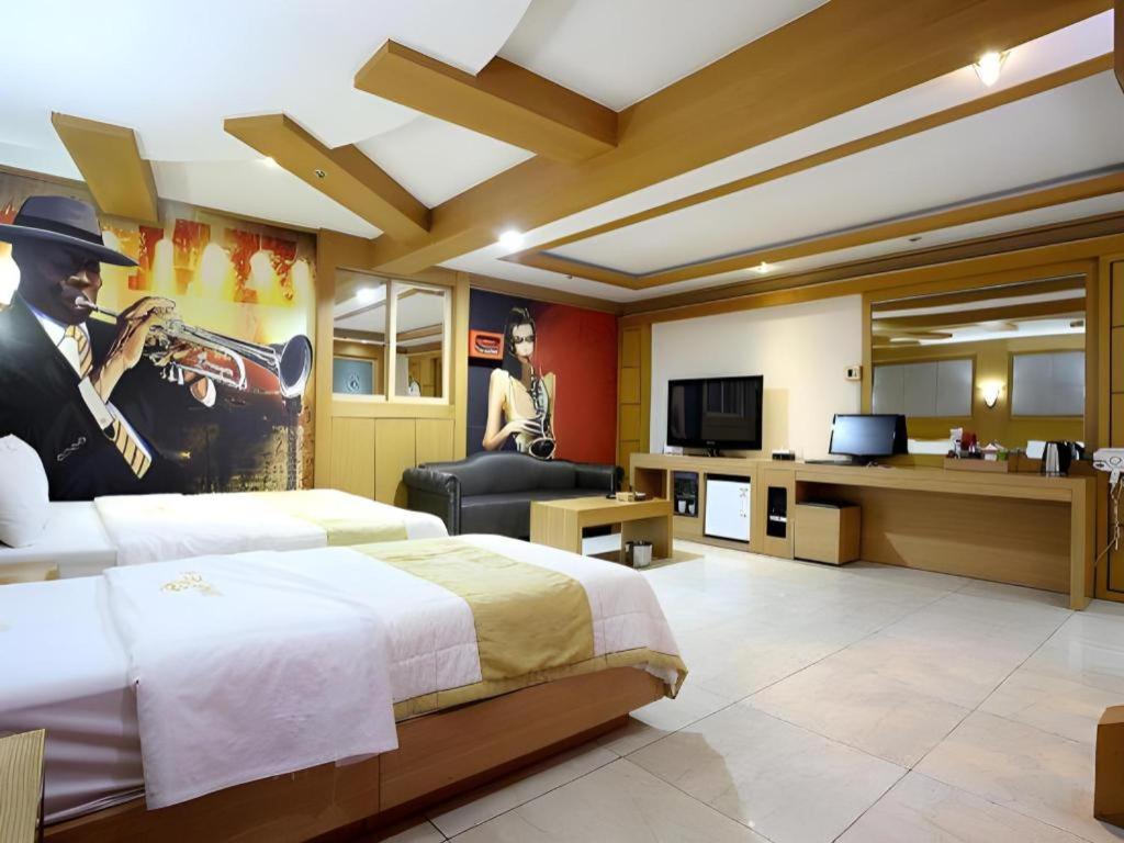 Hotel Head-One Uijeongbu Экстерьер фото
