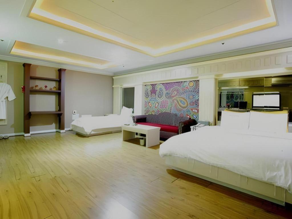 Hotel Head-One Uijeongbu Экстерьер фото